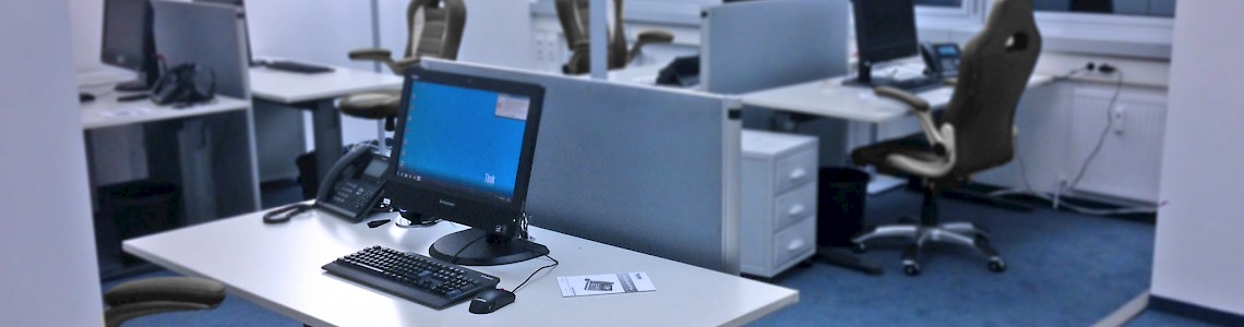 Vom (fast) leeren Büro zum modernen Callcenter: Die All-in-One-PCs sparen eine Menge Platz!